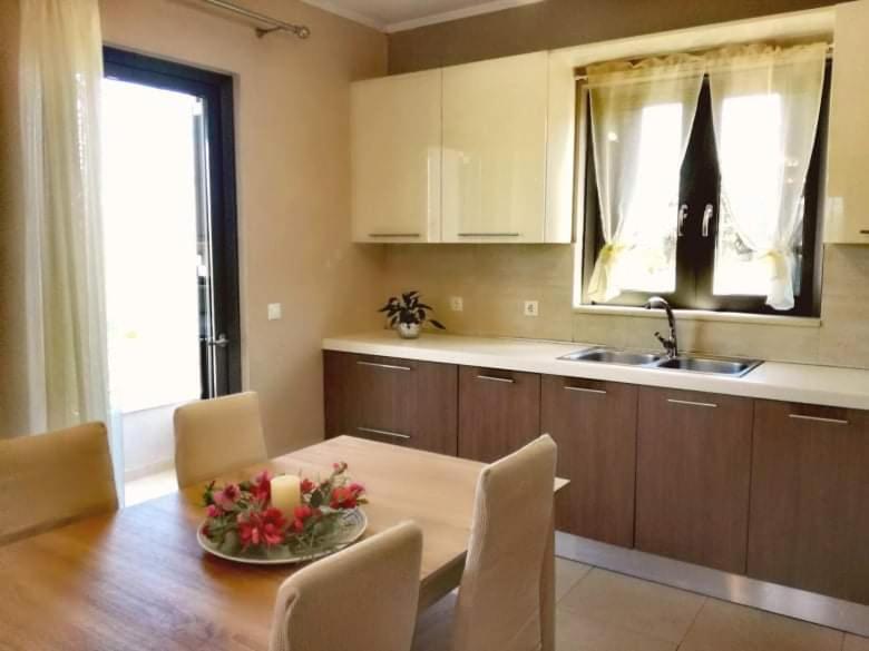 Apartamento Vista Di Mare Lixouri Exterior foto